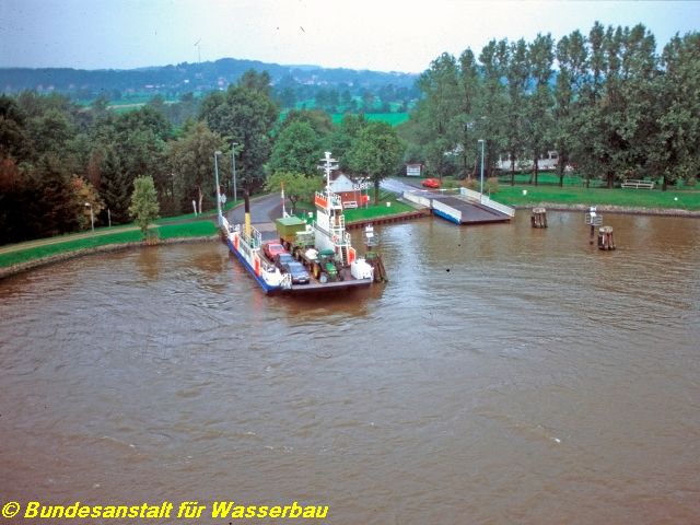 Fähre am Nord-Ostsee-Kanal