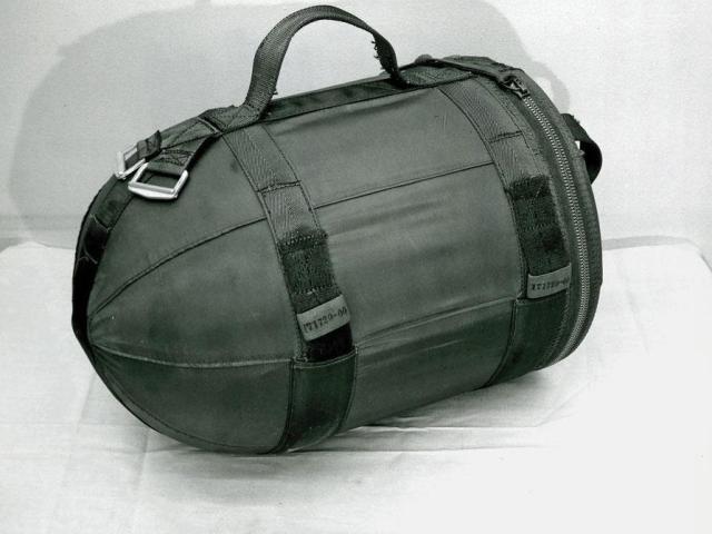 Transporttasche für die W-54 / Special Atomic Demolition Munition