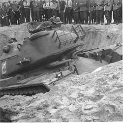 Ergebnis Trichtersprengung (Pionierübung)